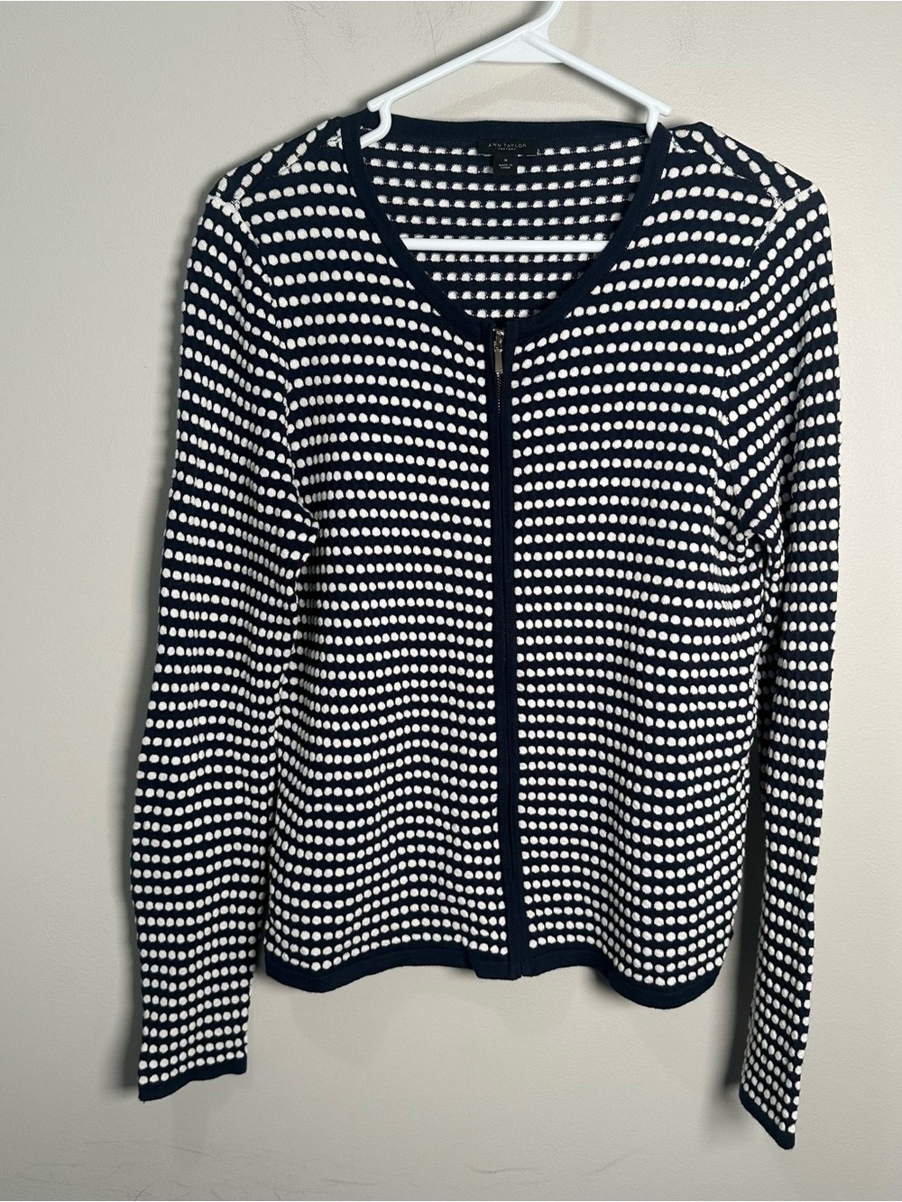 Ann Taylor Cardigan Women’s Navy White Polka Dot 100% Cotton Sweater Medium